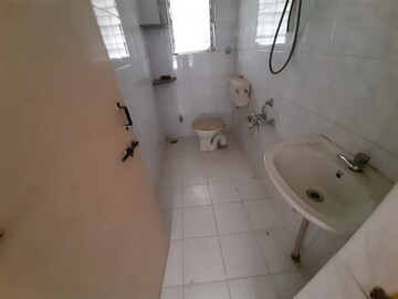 Bathroom in 2 BHK Apartment at Sun Paradise Phase II, Sinhagad Road – for Rent