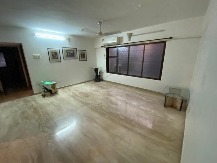 Room, santacruz west 3 Bedroom 1250 Sq.Ft. Apartment In Santacruz West Mumbai 9166066