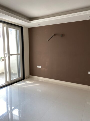 3 BHK Builder Floor For Rent in New Colony
