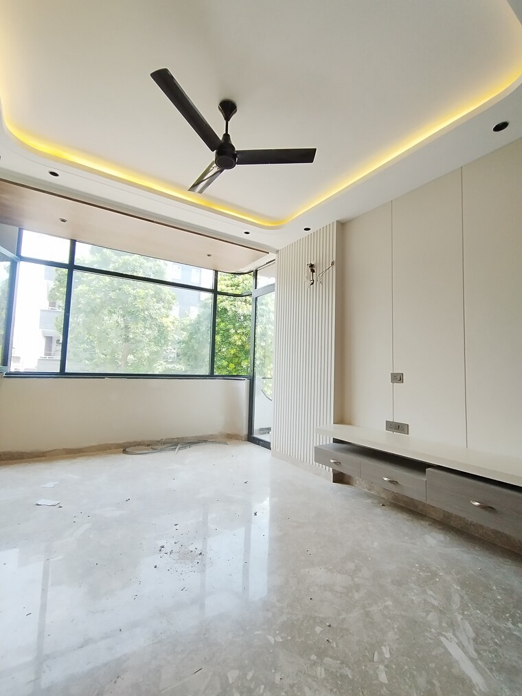 Room, sector 52 3 Bedroom 1850 Sq.Ft. Builder Floor In Sector 52 Gurgaon 9166124