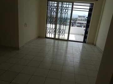 Room in 2 BHK Apartment at Sun Paradise-1, Anand Nagar – for Rent