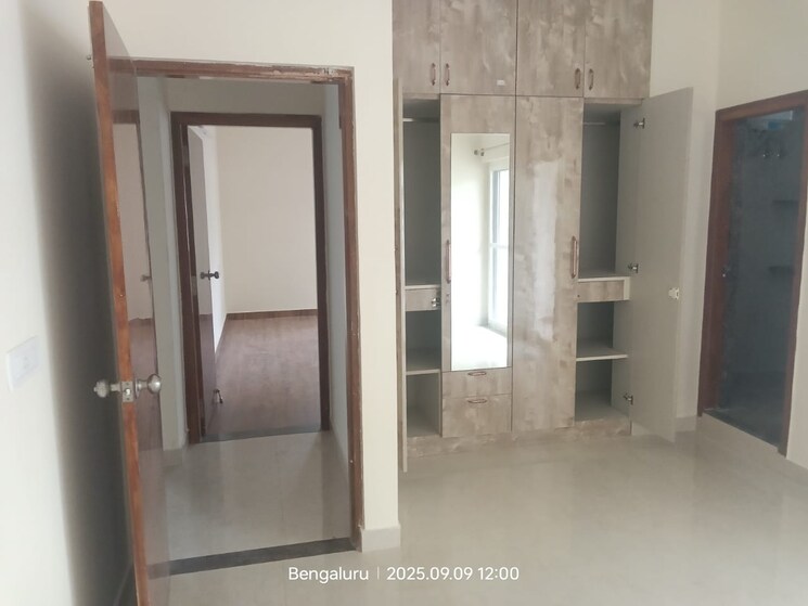 Room, jp nagar phase 7 3 Bedroom 1400 Sq.Ft. Builder Floor In Jp Nagar Phase 7 Bangalore 9166119