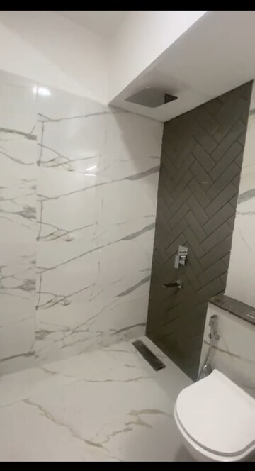 Bathroom in 2 BHK Apartment at M3M Heights, Sector 65 – for Sale