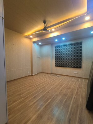 Bedroom in 4 BHK Builder Floor at South Extension ii – for Sale