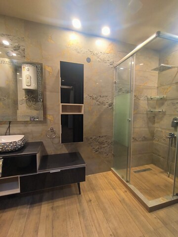 Living Room in 4 BHK Builder Floor at South Extension ii – for Sale