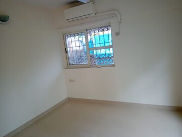 Furnished Amenities in 4 BHK Apartment at Eken Therese, Bandra West – for Rent