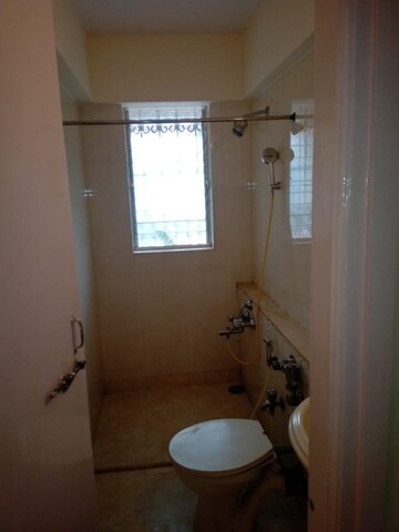 Bathroom in 4 BHK Apartment at Eken Therese, Bandra West – for Rent