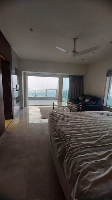 Bedroom in 4 BHK Apartment at Vinayak Heights Bandra, Bandra West – for Rent