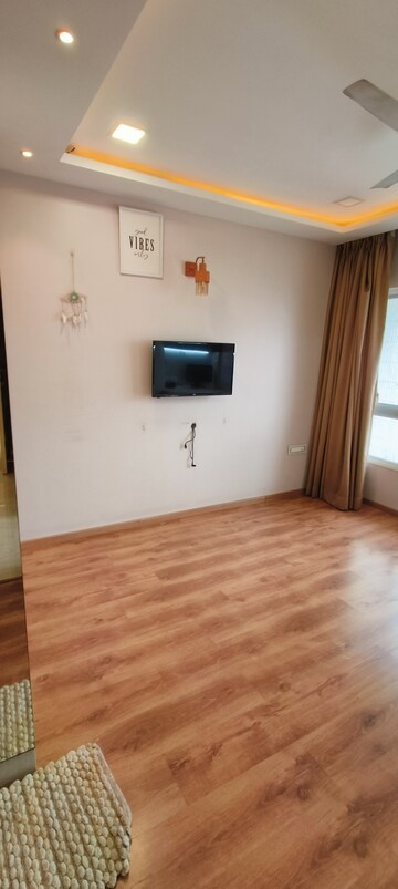 Room in 4 BHK Apartment at Paradigm Ananda Residency, Borivali West – for Sale