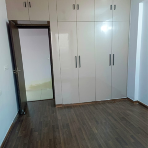 Room in 2 BHK Apartment at BPTP Discovery Park, Badauli Village – for Sale
