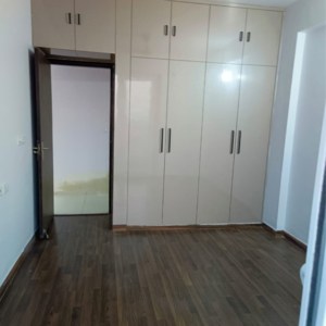 Room in 2 BHK Apartment at BPTP Discovery Park, Badauli Village – for Sale