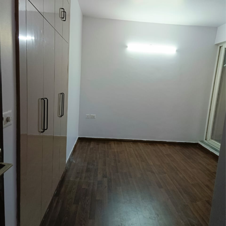 Room, bptp-discovery-park 2 Bedroom 1120 Sq.Ft. Apartment In Badauli Village Faridabad 9166288