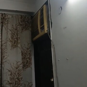 Furnished Amenities in 2 BHK Apartment at Supertech ORB, Sector 74 – for Rent