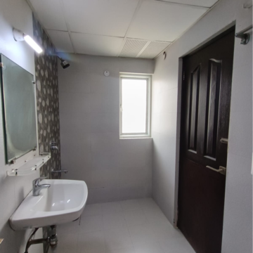 Bathroom in 3 BHK Apartment at JM Aroma, Sector 75 – for Rent