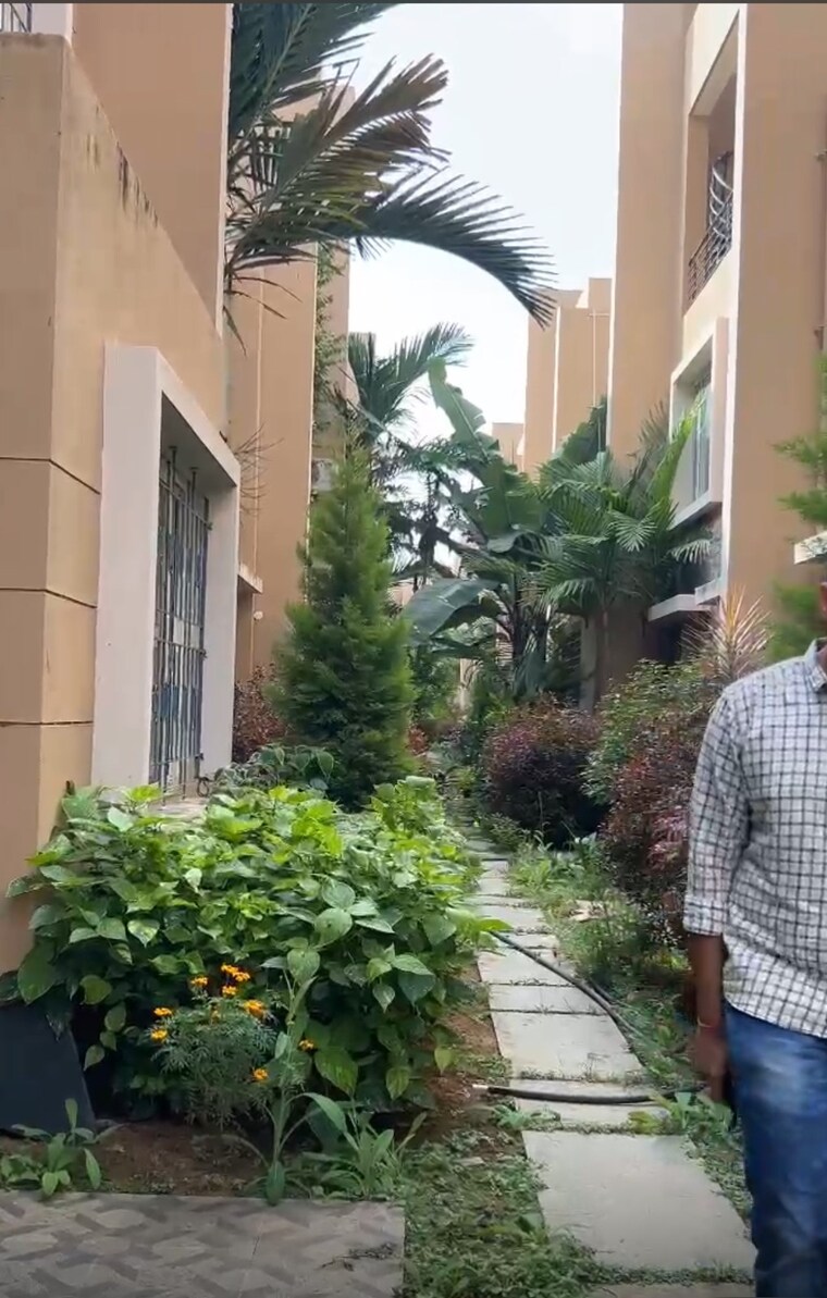 Balcony, unishire-esplanade 4 Bedroom 4704 Sq.Ft. Villa In Thanisandra Main Road Bangalore 9166376