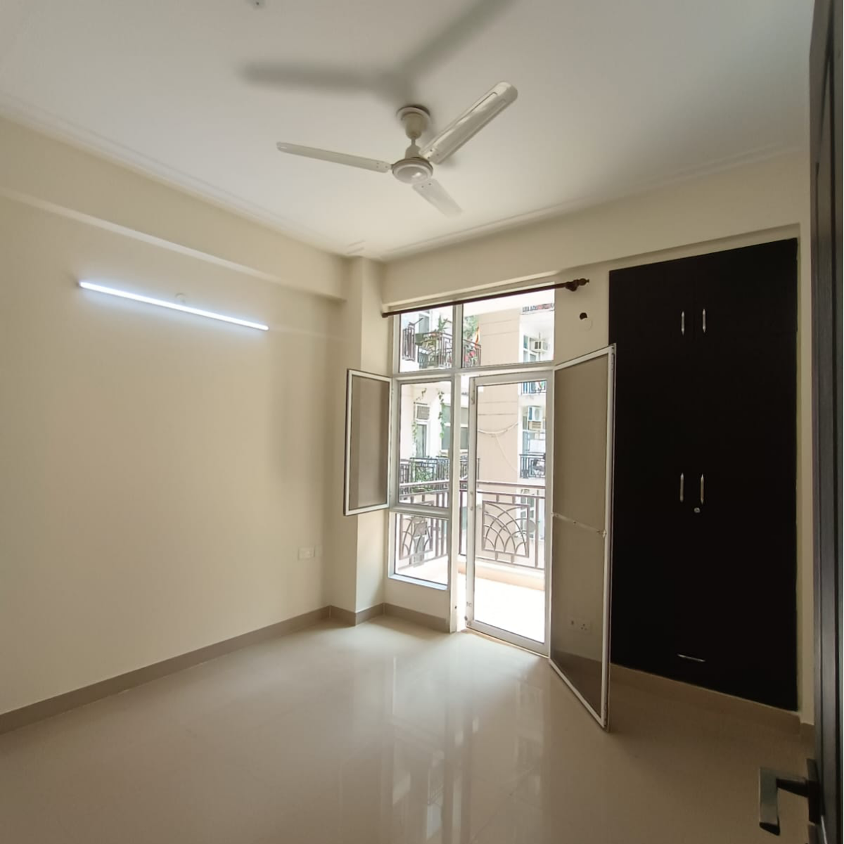 3 BHK Apartment For Rent in Aims Golf City