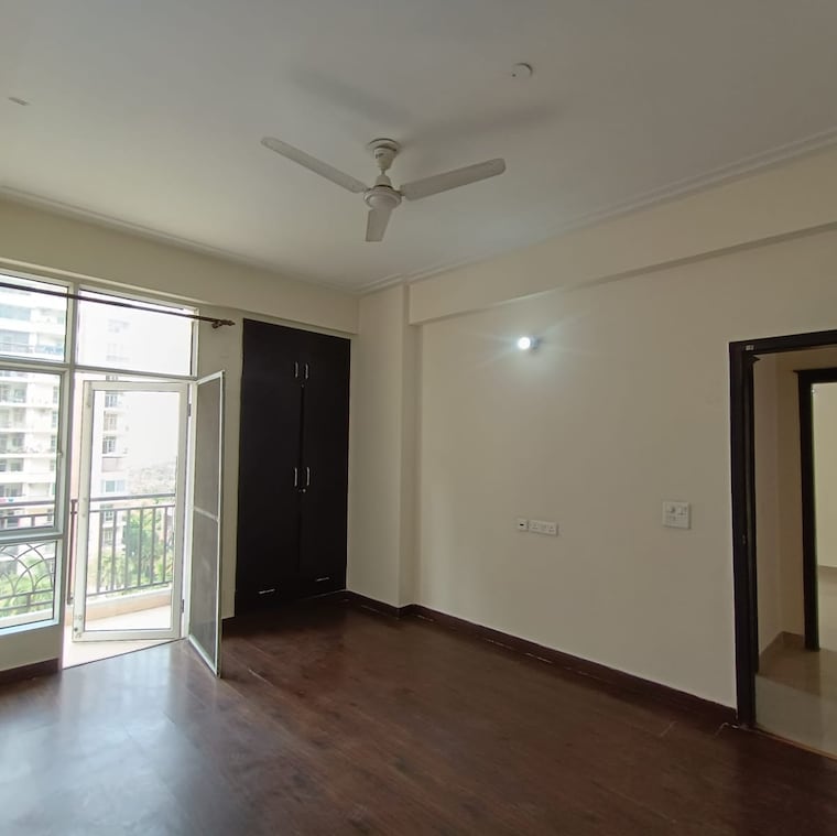 Room, aims-golf-city 3 Bedroom 1455 Sq.Ft. Apartment In Noida Central Noida 9166436