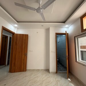 Room in 2 BHK Builder Floor at Govindpuri – for Sale
