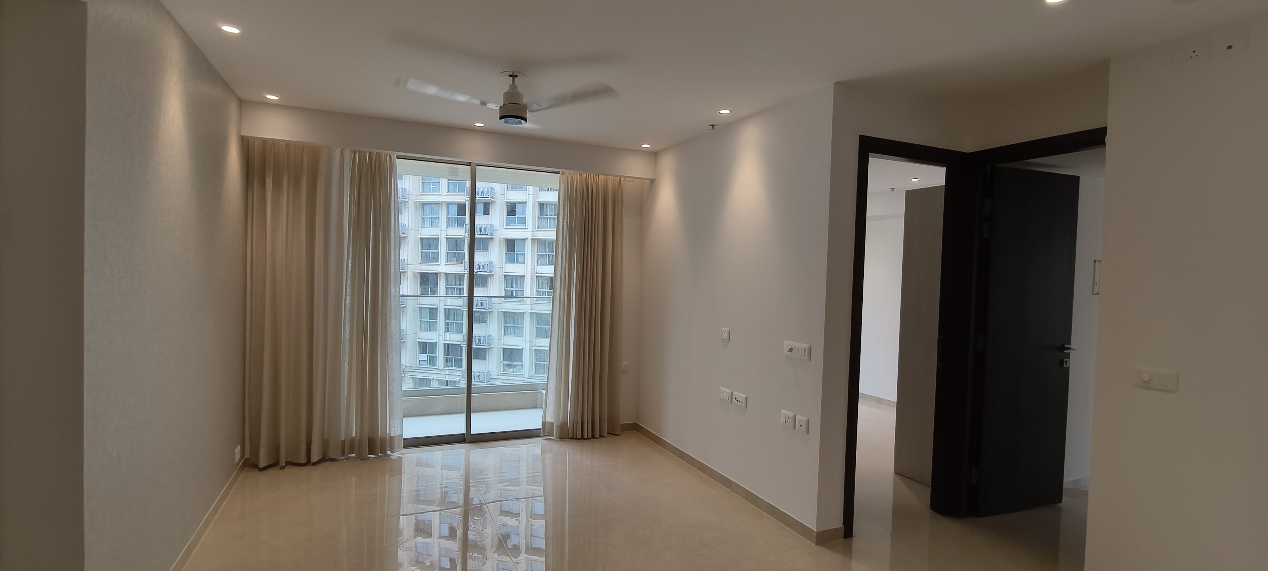 1 BHK Apartment For Rent in Hiranandani Highland