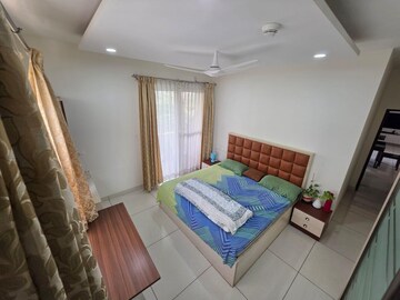 Bedroom in 3 BHK Apartment at Prestige Lakeside Habitat, Varthur – for Sale