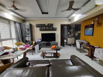 2 BHK Apartment For Rent in Lodha Amara, Kolshet Road