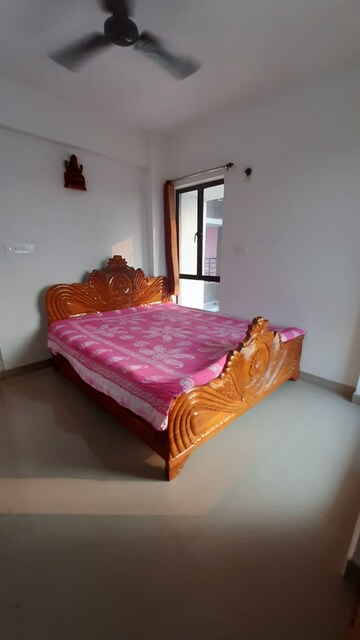 Bedroom in 2 BHK Apartment at Shrachi Greenwood Nest, Rajarhat New Town – for Rent
