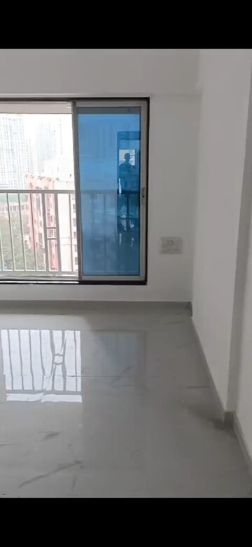 Room in 1 BHK Apartment at DGS Sheetal Usha, Malad West – for Sale