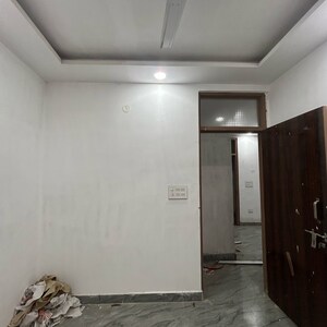 Room in 1 BHK Builder Floor at Govindpuri – for Sale