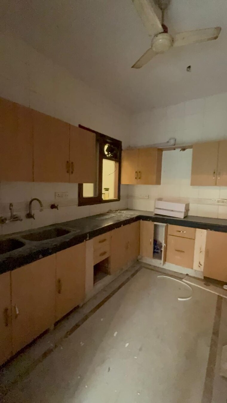 Kitchen, sukhdev vihar 3 Bedroom 1800 Sq.Ft. Builder Floor In Sukhdev Vihar Delhi 9166681