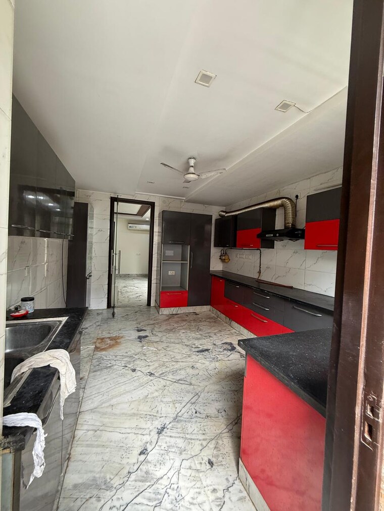 Kitchen, kalkaji 4 Bedroom 2400 Sq.Ft. Builder Floor In Kalkaji Delhi 9166735