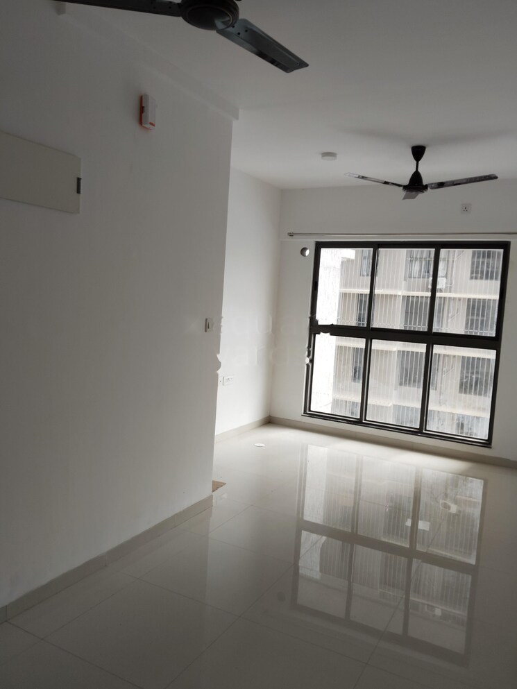 Room, uk-iridium 1 Bedroom 401 Sq.Ft. Apartment In Kandivali East Mumbai 9166686