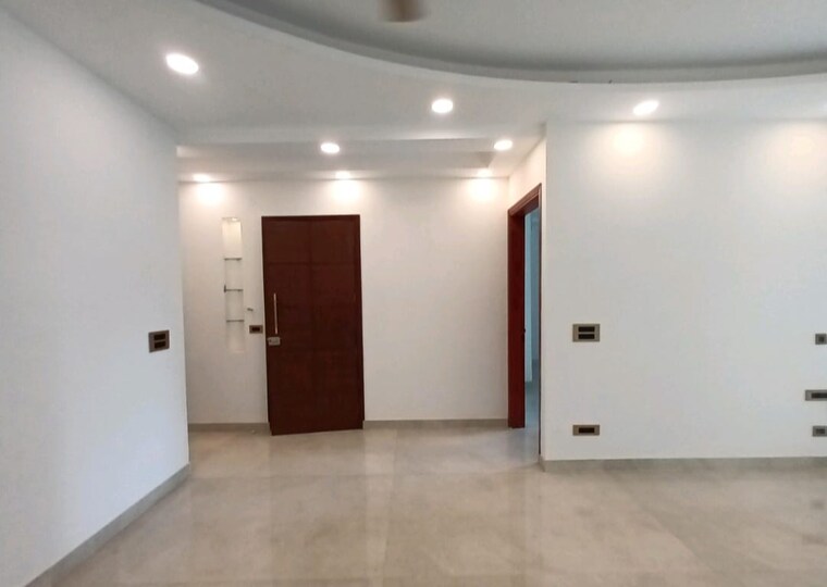 Room, saket 3 Bedroom 1800 Sq.Ft. Builder Floor In Saket Delhi 9166788