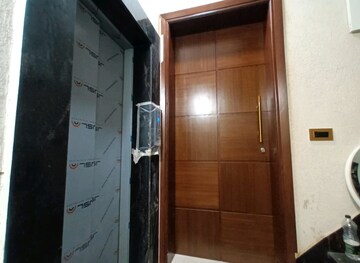 Furnished Amenities in 3 BHK Builder Floor at Saket – for Rent