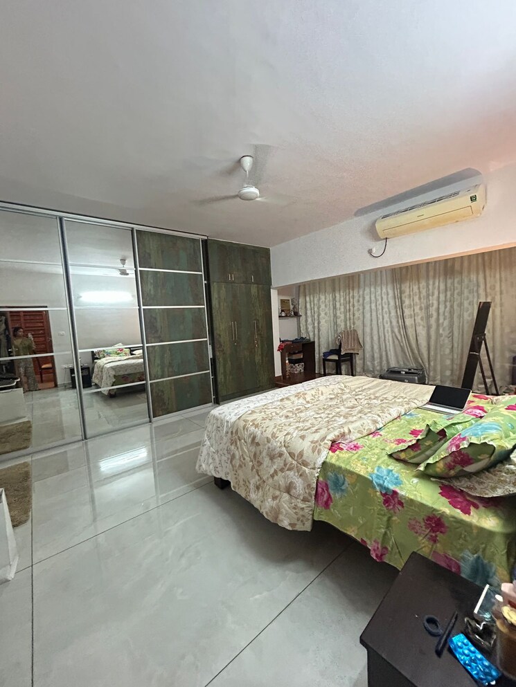 Bedroom, mc-castle 3 Bedroom 2700 Sq.Ft. Apartment In Indiranagar Bangalore 9166876