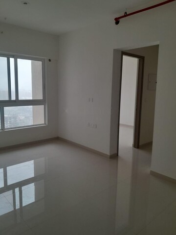 Room in 2 BHK Apartment at Wadhwa TW Gardens, Kandivali East – for Rent