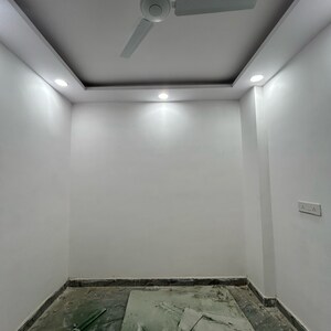 Furnished Amenities in 2 BHK Builder Floor at Govindpuri – for Sale