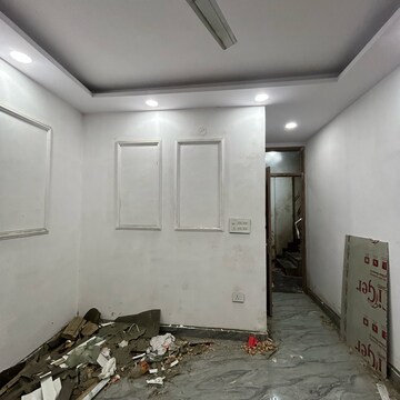 Room in 2 BHK Builder Floor at Govindpuri – for Sale