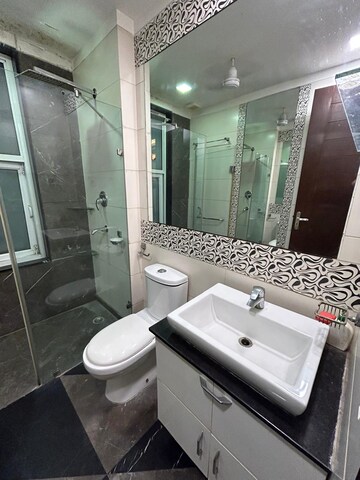 Team Area in 3 BHK Builder Floor at Kalkaji – for Rent
