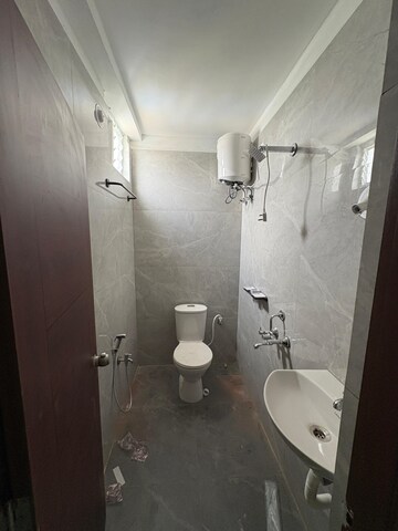 Bathroom in 3 BHK Apartment at Sri Sai Ayyapa Sadan, Madhapur – for Rent