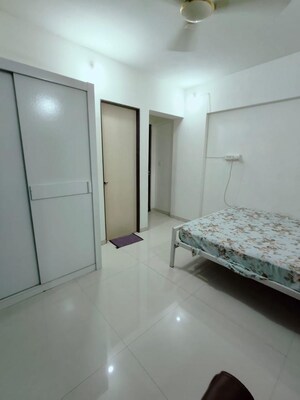 Room in 1 RK Apartment at Cosmos CHS Kurla, Kurla East – for Sale