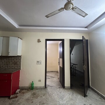 Building Lobby in 2 BHK Builder Floor at Govindpuri – for Sale
