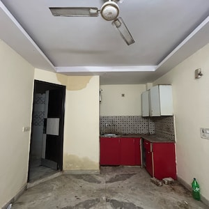 Room in 2 BHK Builder Floor at Govindpuri – for Sale