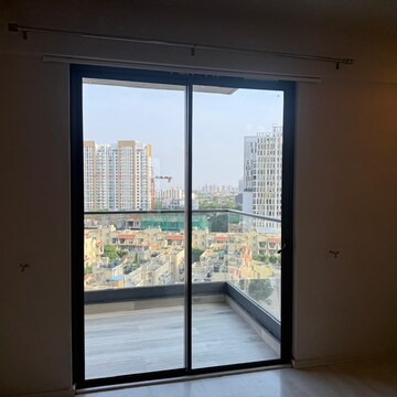 Room in 2 BHK Apartment at M3M Heights, Sector 65 – for Rent