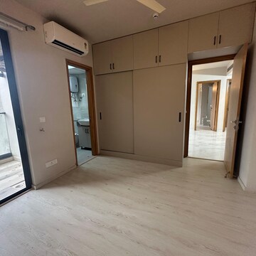 Room in 2 BHK Apartment at M3M Heights, Sector 65 – for Rent