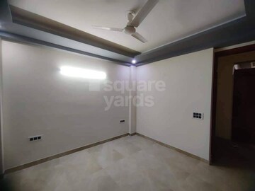 Room in 2 BHK Independent House at RWA Apartments Sector 41, Sector 41 – for Sale