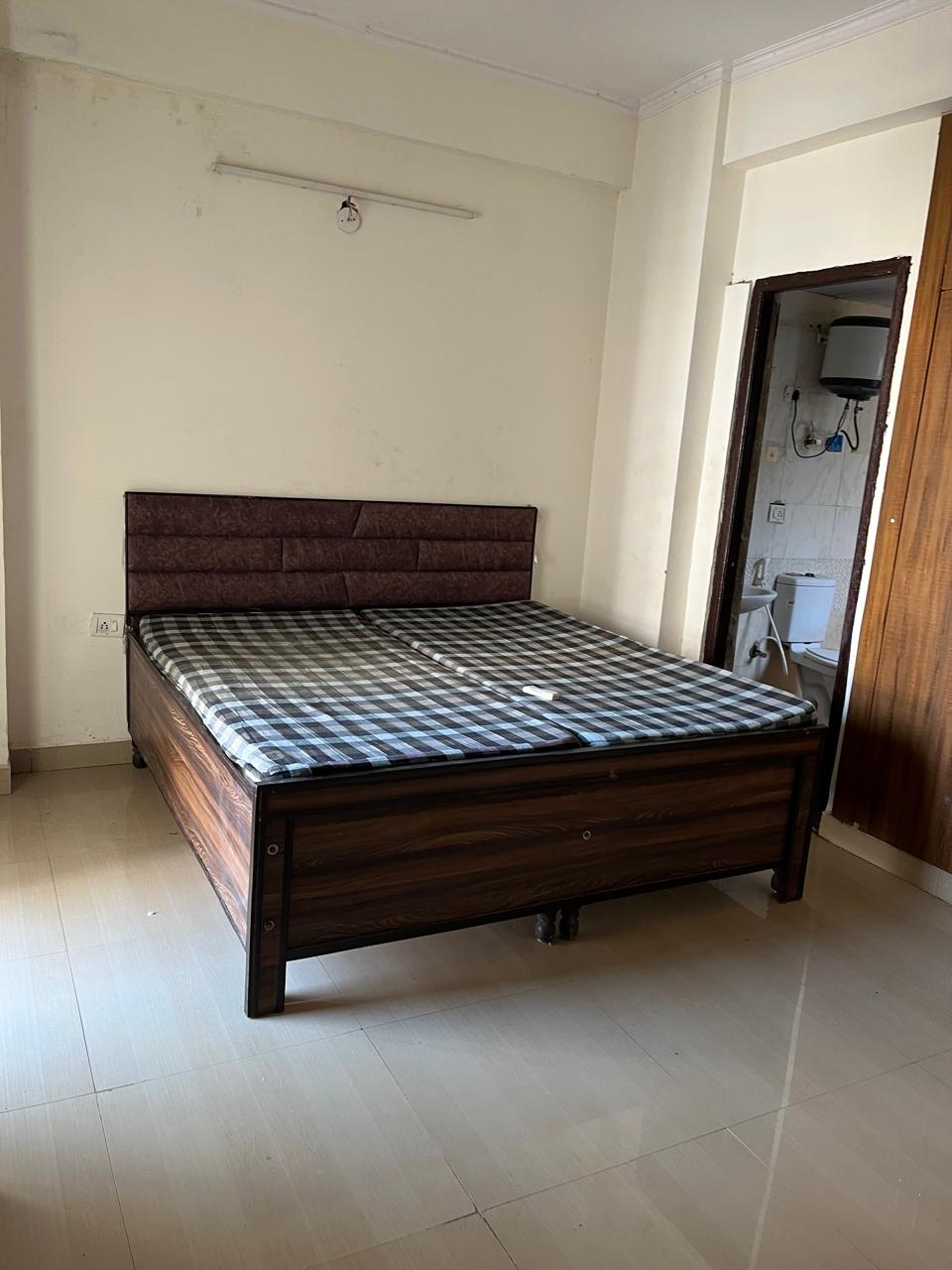 2 BHK Apartment For Rent in Gardenia Golf City