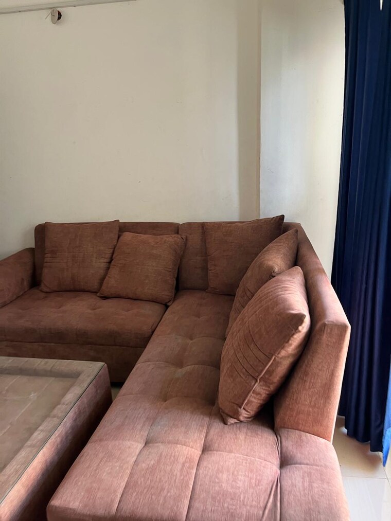 undefined, gardenia-golf-city 2 Bedroom 950 Sq.Ft. Apartment In Sector 75 Noida 9166980