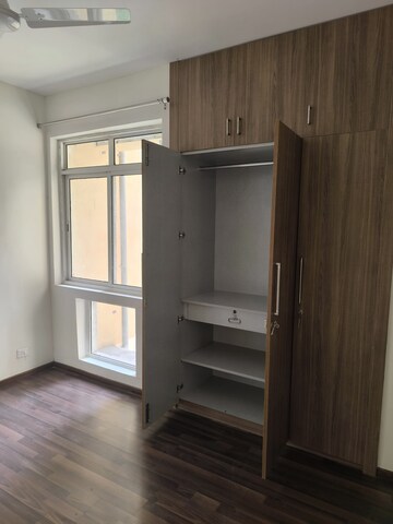 Room in 3 BHK Apartment at Kosmos Heights, Sector 134 – for Rent