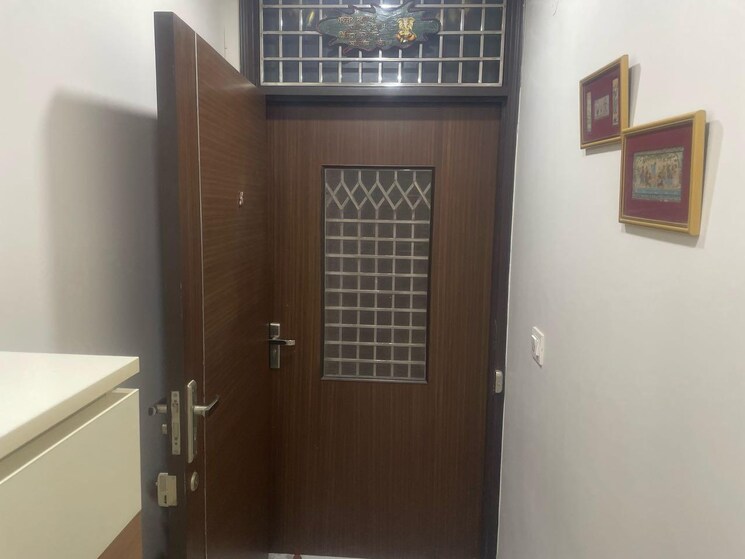 Other, sector 18 dwarka 3 Bedroom 1800 Sq.Ft. Apartment In Sector 18 Dwarka Delhi 9167005