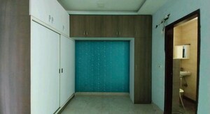Room in 5 BHK Apartment at Vijay Society Apartment, Sector 18 Dwarka – for Sale